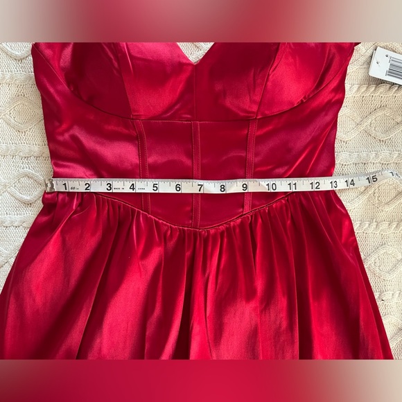 NWT City Studio Gorgeous satin “party pink” color mini dress. Juniors 3/4 - Picture 5 of 15